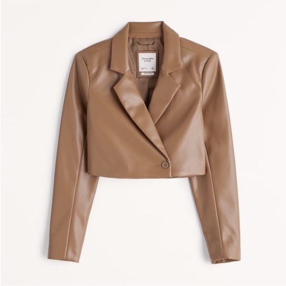 Abercrombie & Fitch Jackets & Blazers - 🔥NWT🔥 Abercrombie Cropped Vegan Leather Blazer